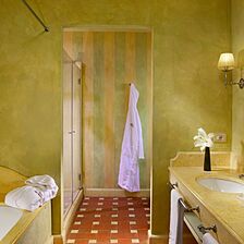 Podere San Filippo — Bathroom