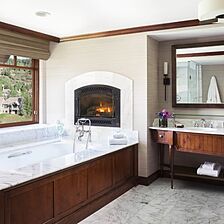 The Ritz-Carlton, Bachelor Gulch — Bathroom