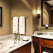The Ritz-Carlton, Bachelor Gulch — Bathroom
