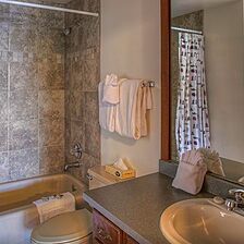 Gold Point Resort — Bathroom