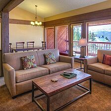 Gold Point Resort &mdash; Living Area