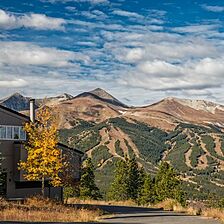 Gold Point Resort &mdash; Exterior