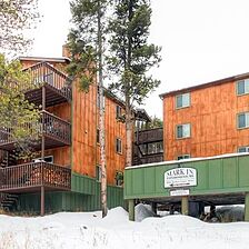 Mark IX Condominiums — Exterior