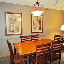 Village Square at Copper Mountain Resort &mdash; Dining Area