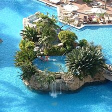 Buganvilias Resort Vacation Club — Hot tub island
