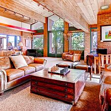 Snowmass Inn — Lobby