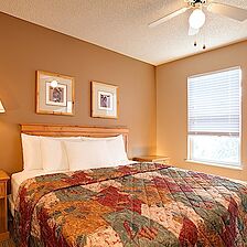 Legacy Vacation Club Steamboat Springs - Suites — Bedroom