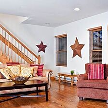 Bear Creek Lodge — Living Area