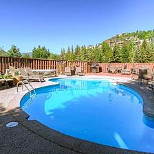 Vail Run Resort — Pool