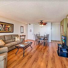 Aston at the Waikiki Banyan — Living Area