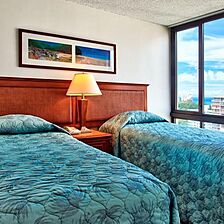 Aston Waikiki Sunset &mdash; Bedroom