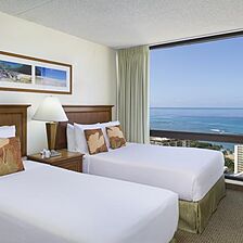 Aston Waikiki Sunset — Bedroom