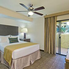 Holiday Inn Club Vacations Scottsdale Resort — Bedroom