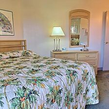 Maui Sunset — Bedroom