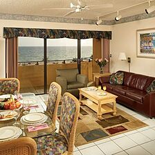 Lighthouse Cove Resort — Living Area