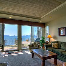 Sweetbriar at the Water's Edge — Living Area