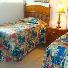 Kamaole Beach Club — Bedroom