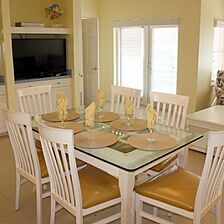 Gulf Stream Beach Resort — Dining Area