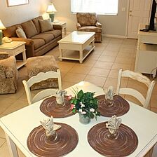 Smuggler's Cove Resort — Dining Area
