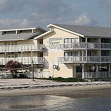 Cedar Cove Hotel — Exterior