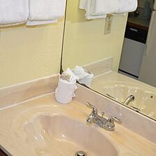 Beach Island Resort — Bathroom