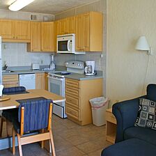 Seagull Beach Club Resort — Dining Area