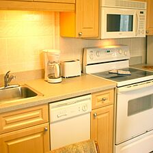 Seagull Beach Club Resort — Kitchen