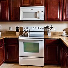 Tuscana Resort — Kitchen