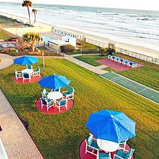 Sunrise Beach Club — Grounds