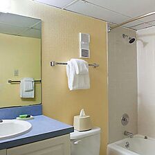Fantasy Island Resort II — Bathroom