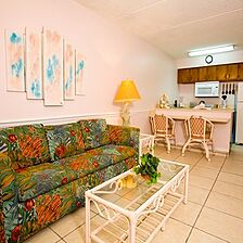Seven Seas Resort — Living Area