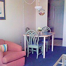 Sailfish Yacht Club — Living Area