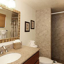 Beso del Sol Resort — Bathroom