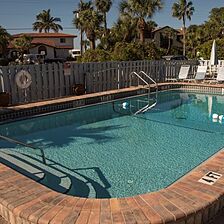Englewood Beach and Yacht Club — Pool