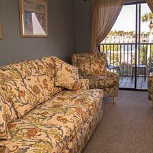 Englewood Beach and Yacht Club — Living Area