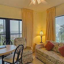 Caribbean Beach Club — Living Area