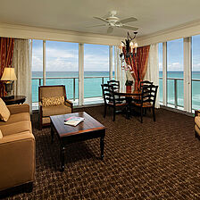 Jupiter Beach Resort & Spa — Living Area