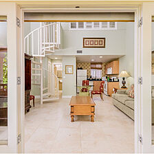 Coconut Mallory Marina & Resort — Living Area