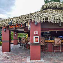 Parkway International Resort — Pool Bar