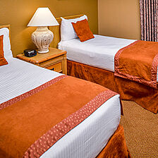 Parkway International Resort — Bedroom