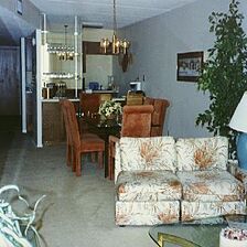 Sundial at Mustang Towers — - Unit Living Area