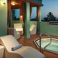 Hilton Grand Vacations at McAlpin-Ocean Plaza — Sample Rooftop Hot Tub