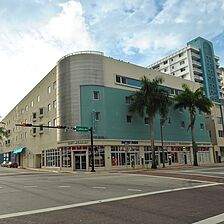 Crystal Beach Suites Hotel — Exterior