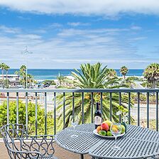 Villa L'Auberge — Sample Balcony