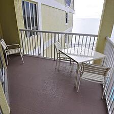 Redington Ambassador &mdash; Balcony