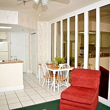 Grand Shores West — Dining Area