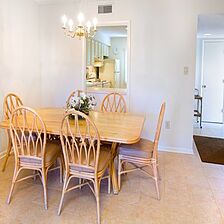 Deercreek — Dining Area