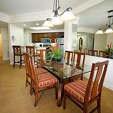 Grande Villas Resort &mdash; Dining Area