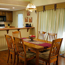 Greens One at Bella Vista Village — Dining Area