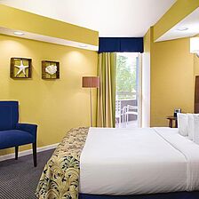 Club Wyndham Santa Barbara — Bedroom